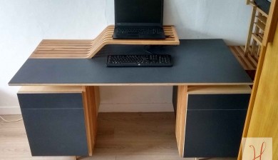 Bureau d'angle et rangements sur-mesure